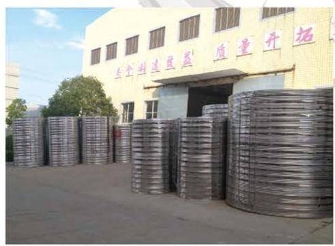 Insulated cylindrical tank